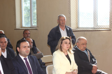 RİH başçısı rayonun ucqar dağ kəndi Sarıtalada səyyar vətəndaş qəbulu keçirib