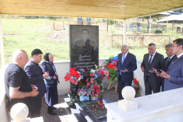 Tovuz RİH başçısı dağ kəndlərindəki Vətən müharibəsi şəhidlərinin məzarlarını ziyarət edib