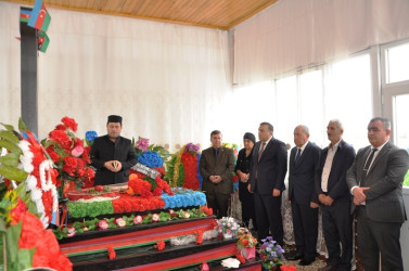 RİH başçısı şəhid ailələrini ziyarət edib