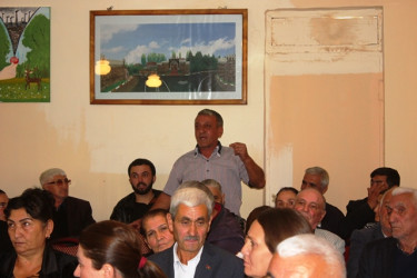 İcra başçısının səyyar qəbulu Əyyublu kəndində keçirilib