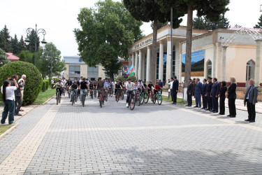Tovuzda narkomaniyaya qarşı mübarizəyə həsr olunmuş dəyirmi masa və veloyürüş keçirilib