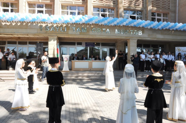 Tovuzda məktəblərdə “Son zəng” tədbirləri keçirilib