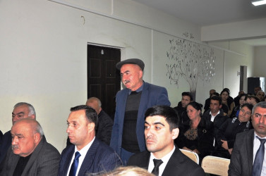     RİH başçısı Əhmədabad kəndində səyyar qəbul keçirib