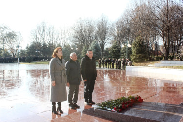 Tovuz rayonunda Ulu Öndər Heydər Əliyevin əziz xatirəsi anılıb