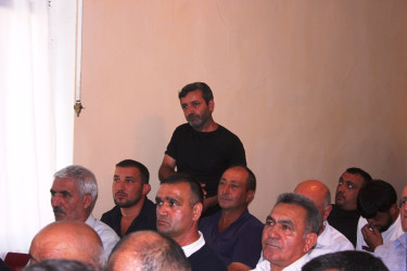 Tovuz Rayon İcra Hakimiyyətinin başçısı Əyyublu kəndində səyyar qəbul keçirib