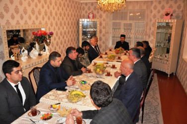 RİH başçısı şəhid ailələrini ziyarət edib