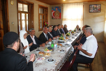 Tovuzda “27 Sentyabr – Anım Günü” ilə əlaqədar olaraq şəhid məzarları ziyarət olunub