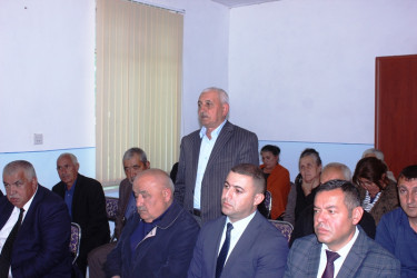 Tovuz Rayon İcra Hakimiyyətinin başçısı Əlibəyli kəndində səyyar qəbul keçirib
