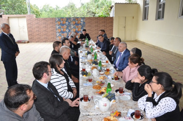 Tovuz Rayon İcra Hakimiyyəti başçısı şəhid ailələrini ziyarət edib