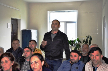     RİH başçısı Əhmədabad kəndində səyyar qəbul keçirib