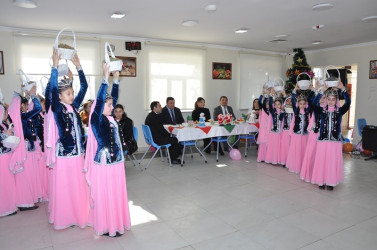 Tovuzda O.Cabbarov adına Qovlar şəhər inteqrasiya təlimli internat tipli gimnaziyada 31 Dekabr – Dünya Azərbaycanlıların Həmrəyliyi Günü və Yeni il münasibətilə bayram tədbiri keçirilib
