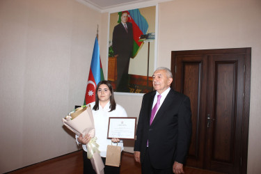 Tovuzda ali təhsil müəssisələrinə qəbul olmuş Şəhid övladları və qəbul imtahanında yüksək bal toplayan məzunlarla görüş keçirilib