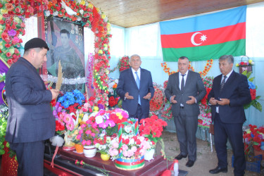 Tovuz RİH başçısı dağ kəndlərindəki Vətən müharibəsi şəhidlərinin məzarlarını ziyarət edib