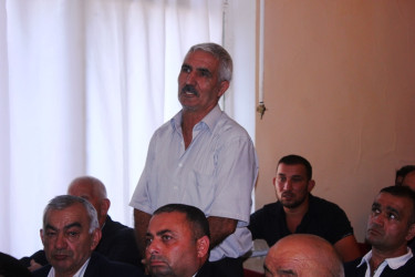 Tovuz Rayon İcra Hakimiyyətinin başçısı Əyyublu kəndində səyyar qəbul keçirib