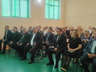 Rayon İcra Hakimiyətinin başçısı Məmməd Məmmədov Aşağı Öysüzlü kənd sakinləri ilə növbəti səyyar qəbul-görüş keçirib