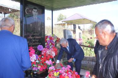 Tovuz RİH başçısı dağ kəndlərindəki Vətən müharibəsi şəhidlərinin məzarlarını ziyarət edib