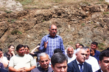Tovuz Rayon İcra Hakimiyyətinin başçısı Göyəbaxan kəndində səyyar qəbul keçirib