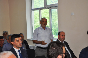 RİH başçısı Ağbulaq kənd sakinləri ilə səyyar qəbul-görüş keçirib