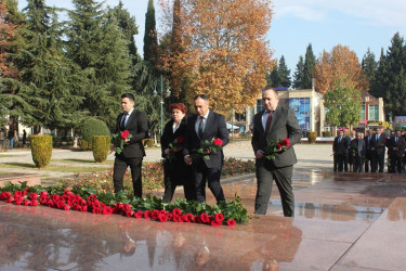 Tovuzda Yeni Azərbaycan Partiyasının (YAP) yaradılmasının 32-ci ildönümü qeyd olunub.