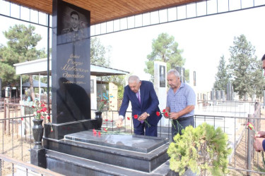 Tovuz Rayon İcra Hakimiyyəti başçısının “27 Sentyabr – Anım Günü” ərəfəsində Vətən müharibəsi şəhidlərinin məzarlarını ziyarəti davam edir.