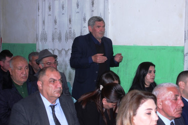 Rayon İcra Hakimiyyətinin başçısı Məmməd Məmmədov İbrahimhacılı kənd sakinləri ilə səyyar qəbul-görüş keçirib