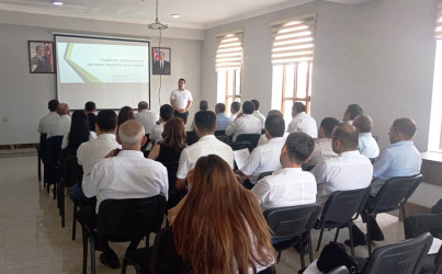 Tovuzda Dövlət İmtahan Mərkəzinin əməkdaşları tərəfindən dövlət qulluqçuları üçün təlimlər keçirilib