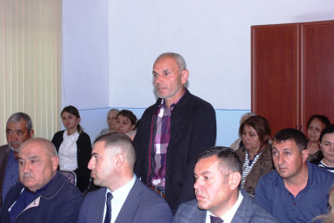 Tovuz Rayon İcra Hakimiyyətinin başçısı Əlibəyli kəndində səyyar qəbul keçirib