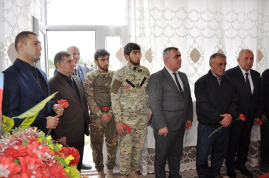 RİH başçısı şəhid ailələrini ziyarət edib