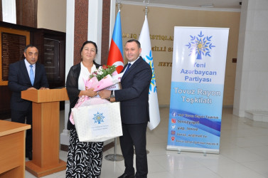 “Konstitusiya və Suverenlik İli” çərçivəsində Yeni Azərbaycan Partiyasının Tovuz rayon təşkilatının təsis edilməsinin 32-ci ildönümü qeyd olunub