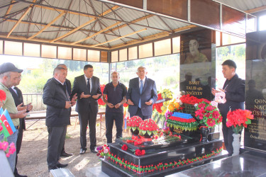 Tovuz RİH başçısı dağ kəndlərindəki Vətən müharibəsi şəhidlərinin məzarlarını ziyarət edib