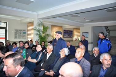 Tovuz Rayon İcra Hakimiyyətinin başçısı Bozalqanlı  kəndində səyyar qəbul keçirib
