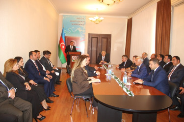 Tovuzda 20 Sentyabr-“ Dövlət Suverenliyi Günü”nə həsr olunmuş dəyirmi masa keçirilib  
