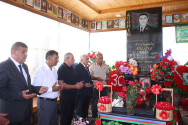 Tovuzda “27 Sentyabr – Anım Günü” ərəfəsində şəhidlərimizin əziz xatirəsi ehtiramla yad edilir.