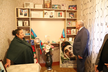Tovuz Rayon İcra Hakimiyyəti başçısı şəhid ailələrini ziyarət edib