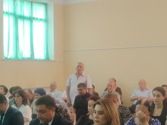 Rayon İcra Hakimiyətinin başçısı Məmməd Məmmədov Aşağı Öysüzlü kənd sakinləri ilə növbəti səyyar qəbul-görüş keçirib