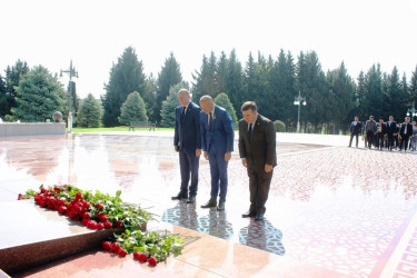 Tovuzda Ulu Öndər Heydər Əliyevin anadan olmasının 102-ci ildönümü qeyd edilib