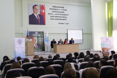 Tovuzda “Konstitusiya və Suverenlik İli” çərçivəsində Ulu Öndər Heydər Əliyevin təhsil sahəsində xidmətlərinə həsr olunmuş tədbir keçirilib