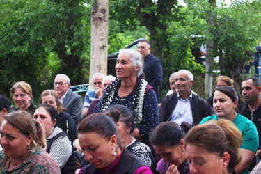 Tovuz Rayon İcra Hakimiyyətinin başçısı Yuxarı Öysüzlü kəndində səyyar qəbul keçirib