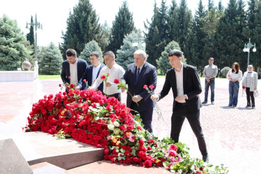 Tovuzda Ulu Öndər Heydər Əliyevin anadan olmasının 103-cü ildönümü qeyd olunub