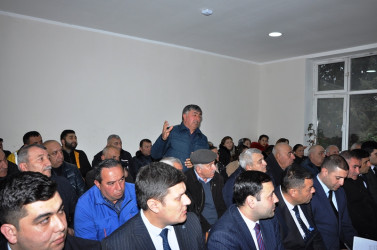 Tovuz Rayon İcra Hakimiyyəti başçısı Əsrik Cırdaxan kəndində səyyar qəbul keçirib