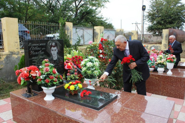 Tovuzda 27 sentyabr-Anım Günü ərəfəsində Şəhidlərə ehtiram ziyarəti davam edir