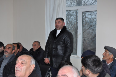 Rayon İcra Hakimiyyətinin başçısı Məmməd Məmmədov Azaflı kəndində səyyar qəbul keçirib