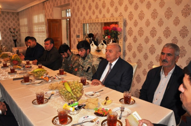 RİH başçısı şəhid ailələrini ziyarət edib