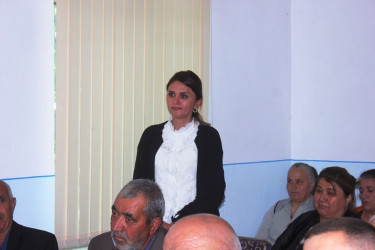 Tovuz Rayon İcra Hakimiyyətinin başçısı Əlibəyli kəndində səyyar qəbul keçirib