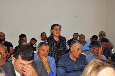 RİH başçısı Ağbulaq kənd sakinləri ilə səyyar qəbul-görüş keçirib