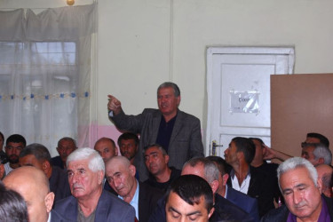 RİH başçısı Dönük Qırıqlı kəndində səyyar qəbul keçirib