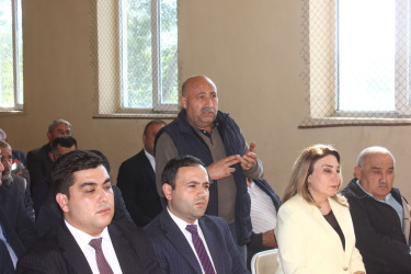 RİH başçısı rayonun ucqar dağ kəndi Sarıtalada səyyar vətəndaş qəbulu keçirib