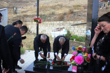 Tovuzda 27 sentyabr-Anım Günü ərəfəsində Şəhidlərə ehtiram ziyarəti davam edir
