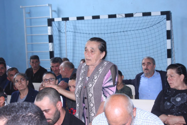 Tovuz Rayon İcra Hakimiyyətinin başçısı Qaradaş kəndində səyyar qəbul keçirib
