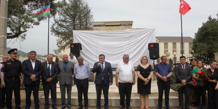 Şəhid Ülvi Mahmudzadənin xatirəsinə yaradılmış bulaq kompleksinin açılışı olub